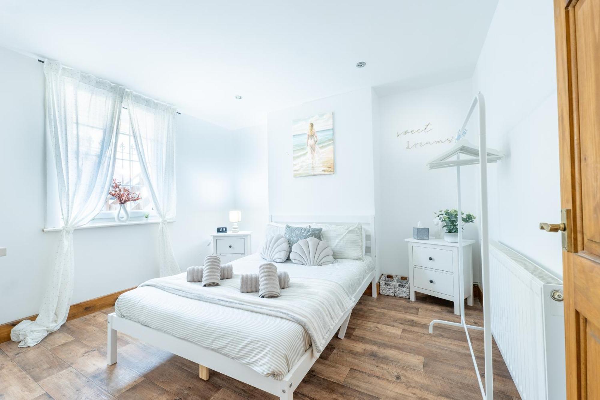 Seaside Retreat In Folkestone Apartment ภายนอก รูปภาพ
